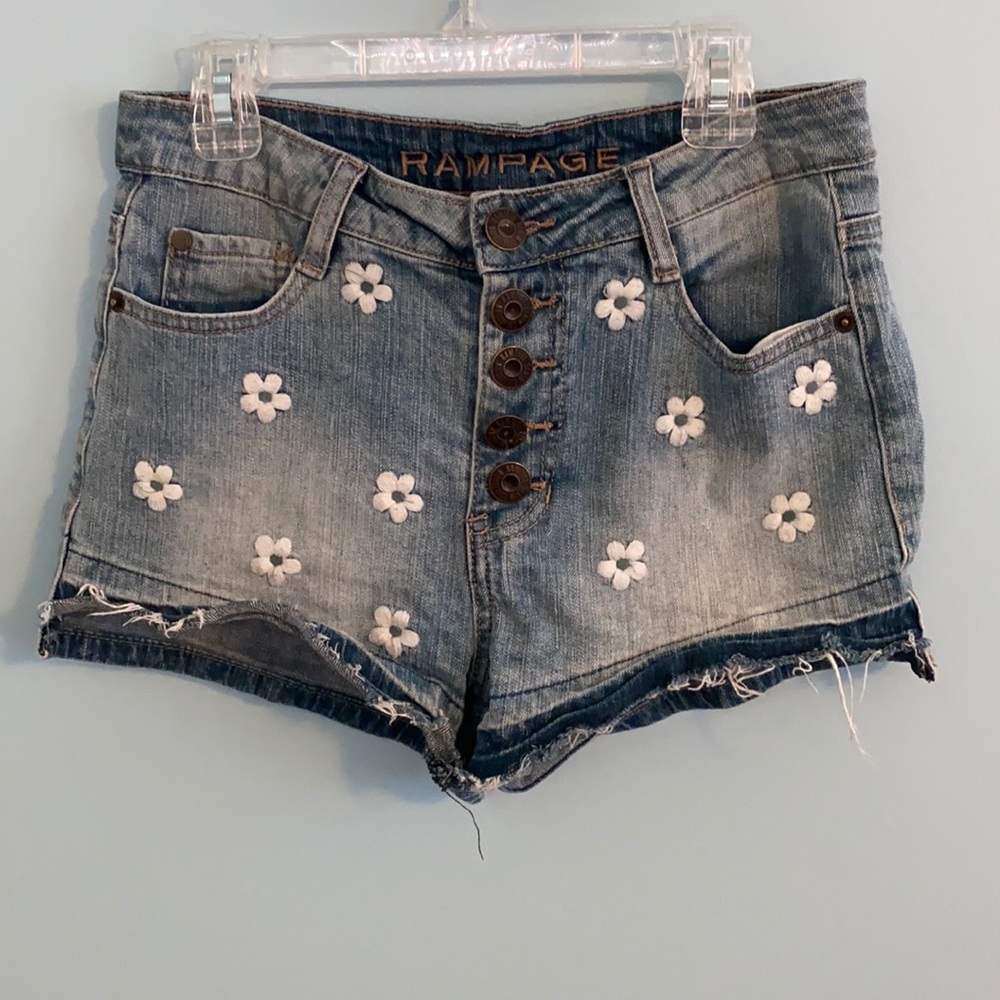 Rampage flower embroidered jean shorts